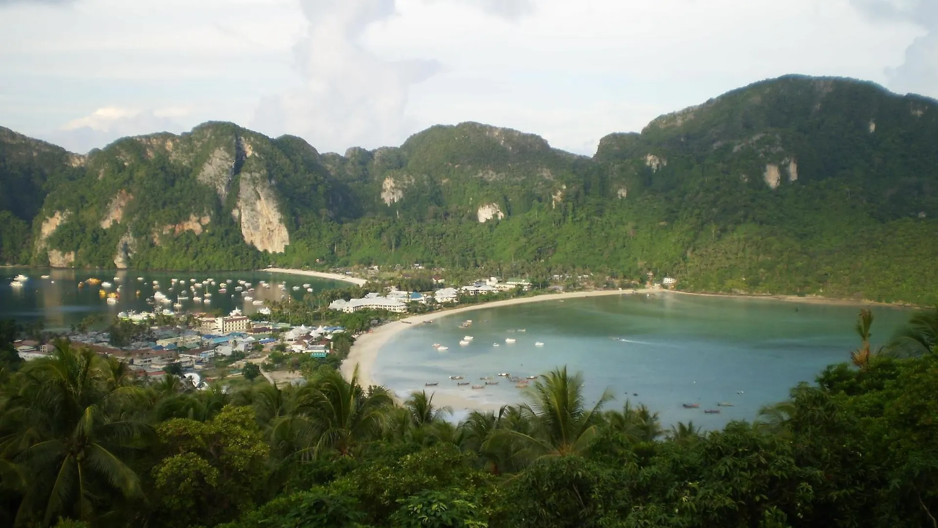 Papaya Phi Phi Resort